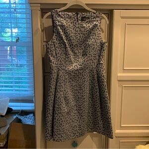 Alexia Admor Silver/Black Structured Tank Dress Size Medium